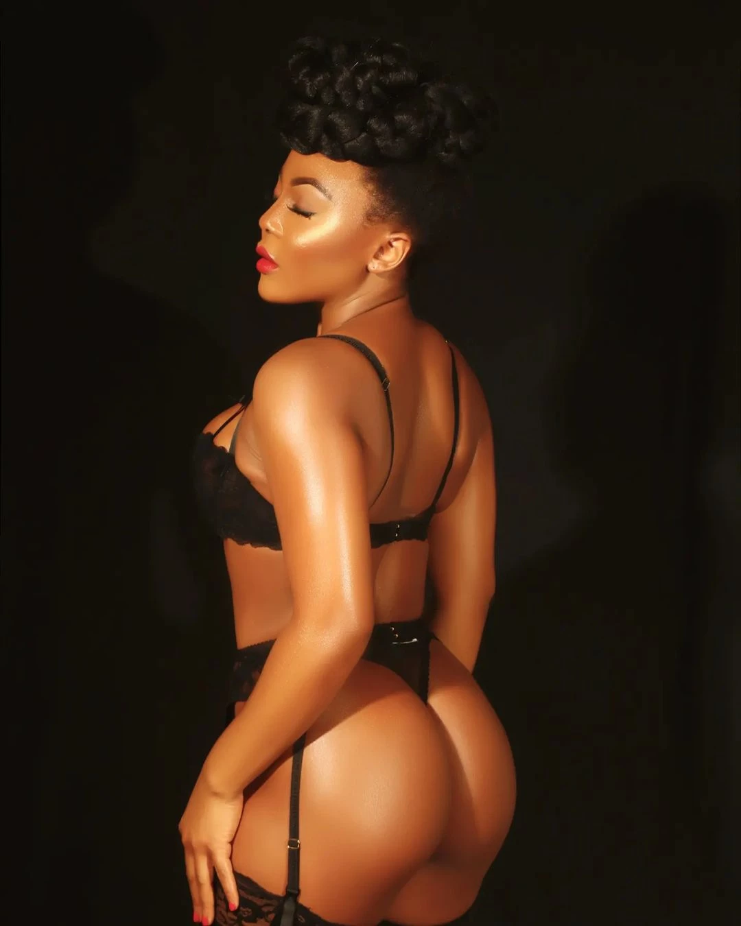Reality TV star, "Ifuennada" shows off her butt in racy photos, Reality TV star, &#8220;Ifuennada&#8221; shows off her butt in racy photos, INFINITY LOADED